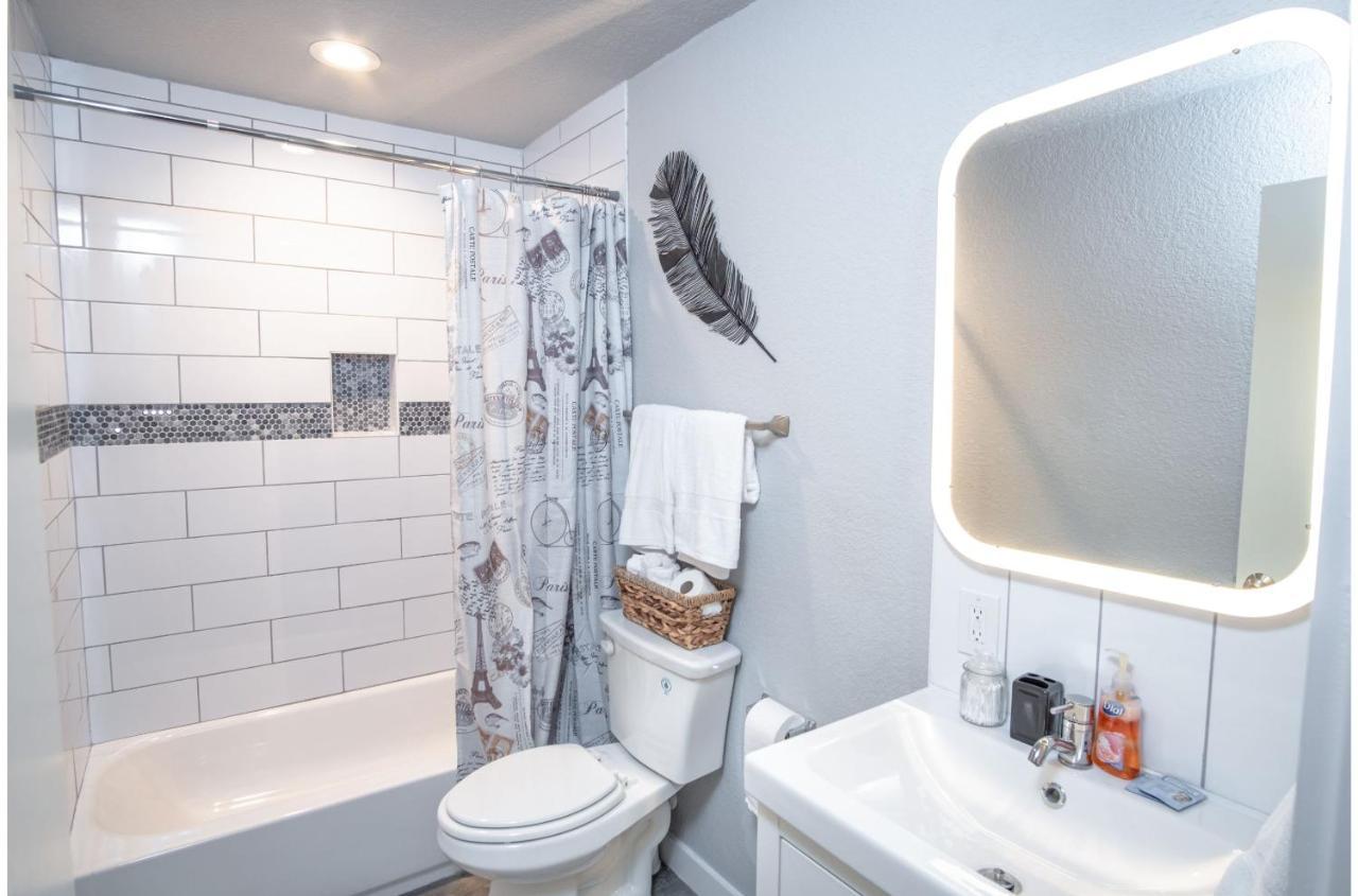 Stylish 4 Br2Ba Renovated Home Near Downtown Σαν Αντόνιο Εξωτερικό φωτογραφία