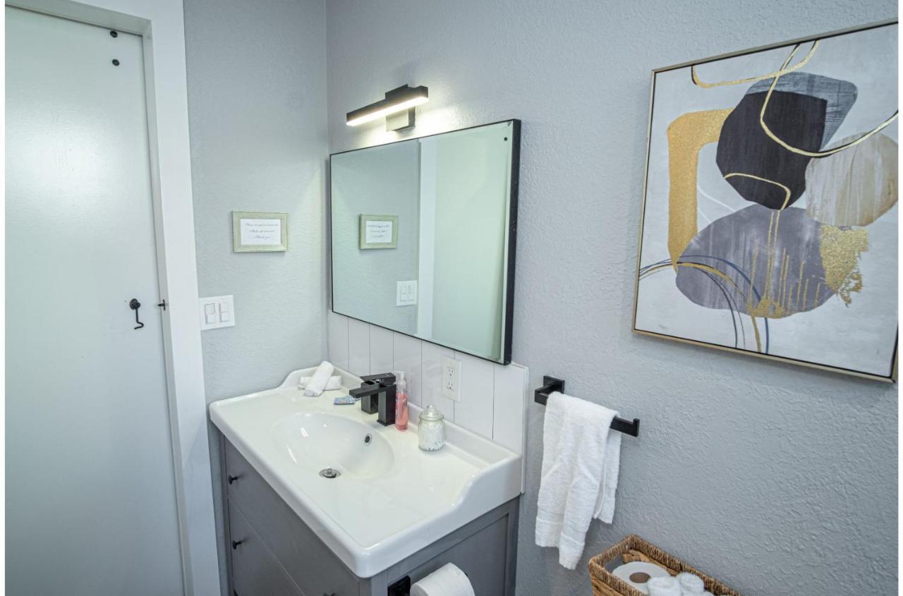 Stylish 4 Br2Ba Renovated Home Near Downtown Σαν Αντόνιο Εξωτερικό φωτογραφία