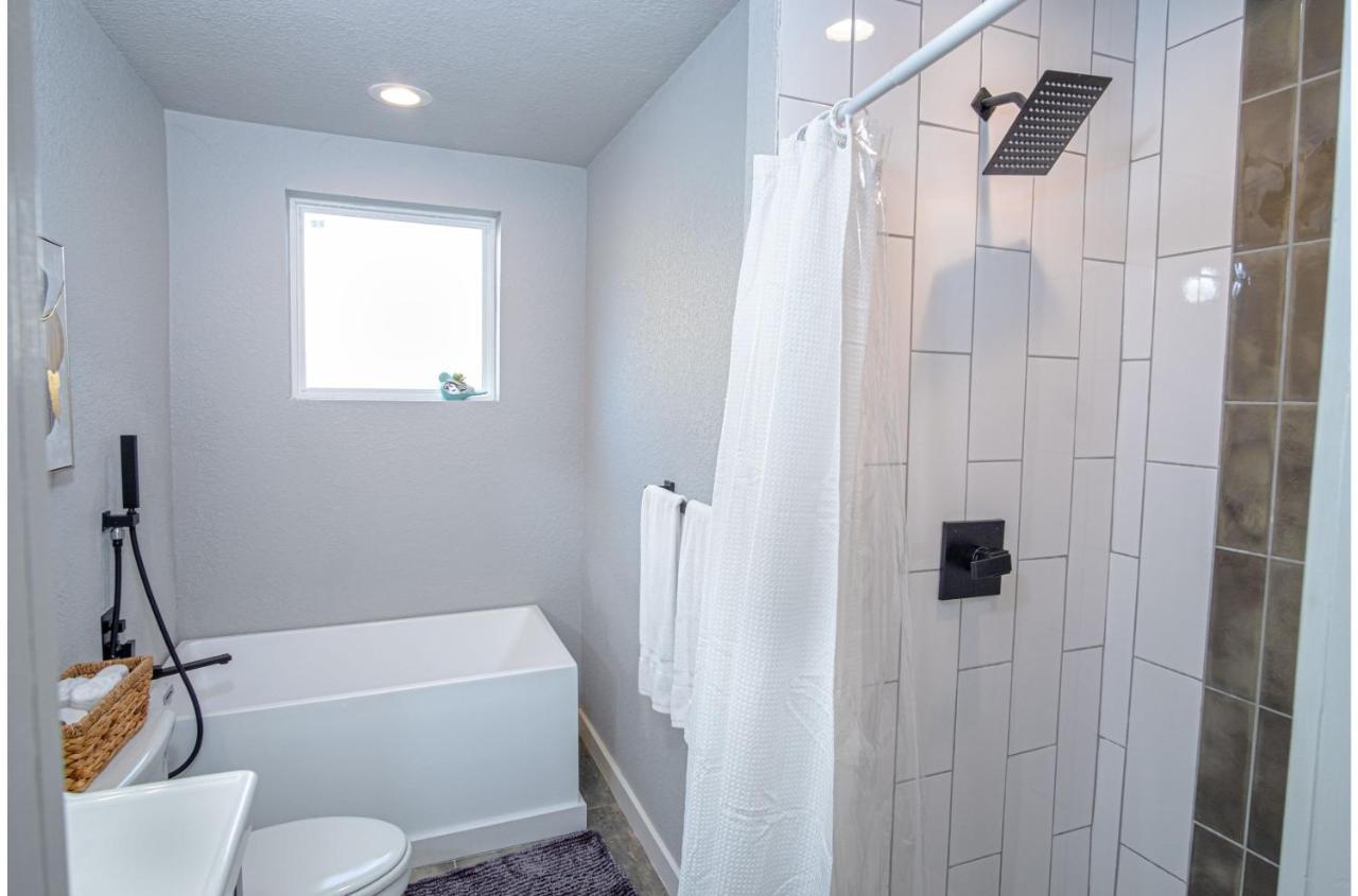 Stylish 4 Br2Ba Renovated Home Near Downtown Σαν Αντόνιο Εξωτερικό φωτογραφία