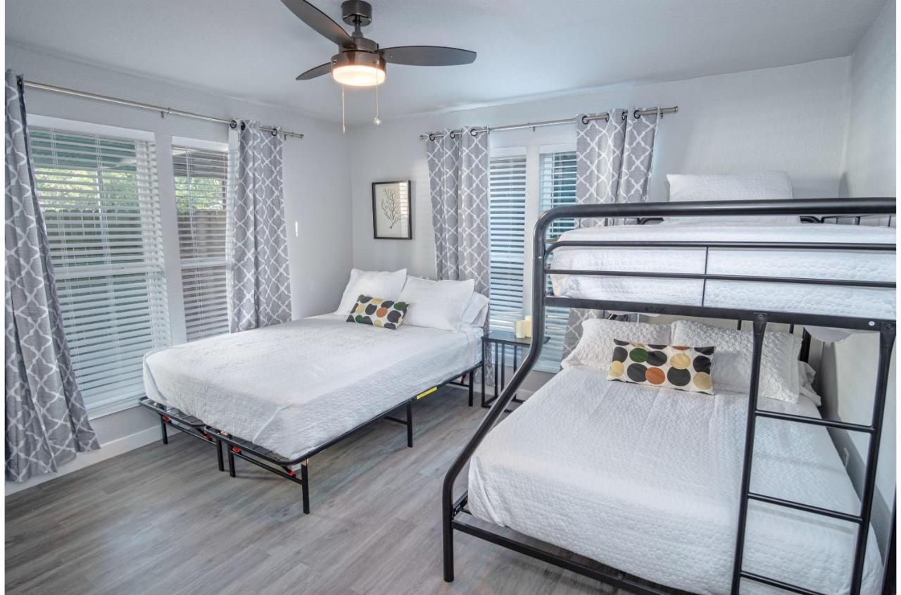 Stylish 4 Br2Ba Renovated Home Near Downtown Σαν Αντόνιο Εξωτερικό φωτογραφία